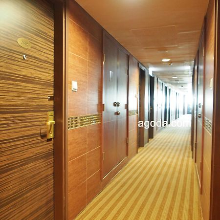 Hotel Ramada Hong Kong Grand Exterior foto